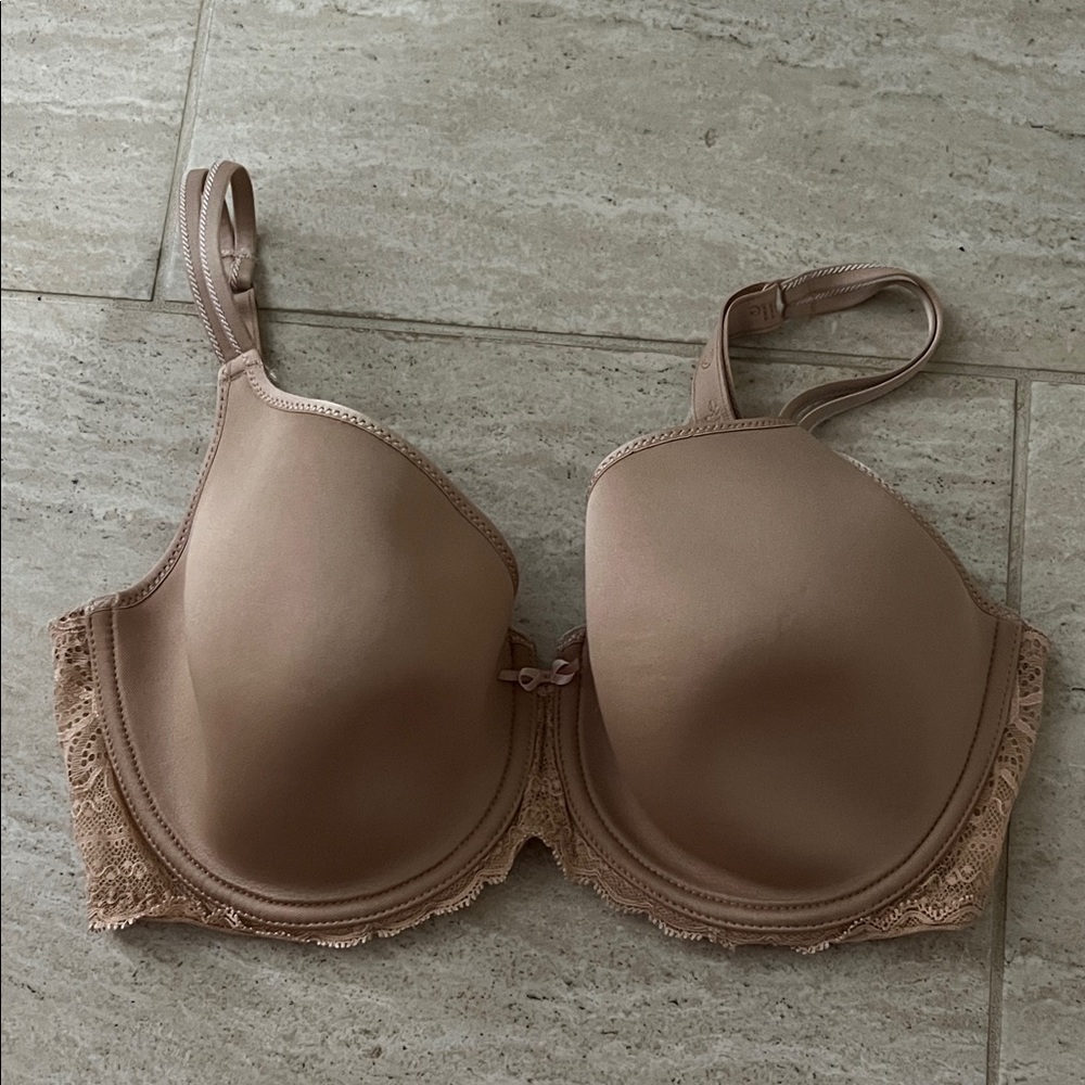 Chantelle Tan Lace Accent Bra